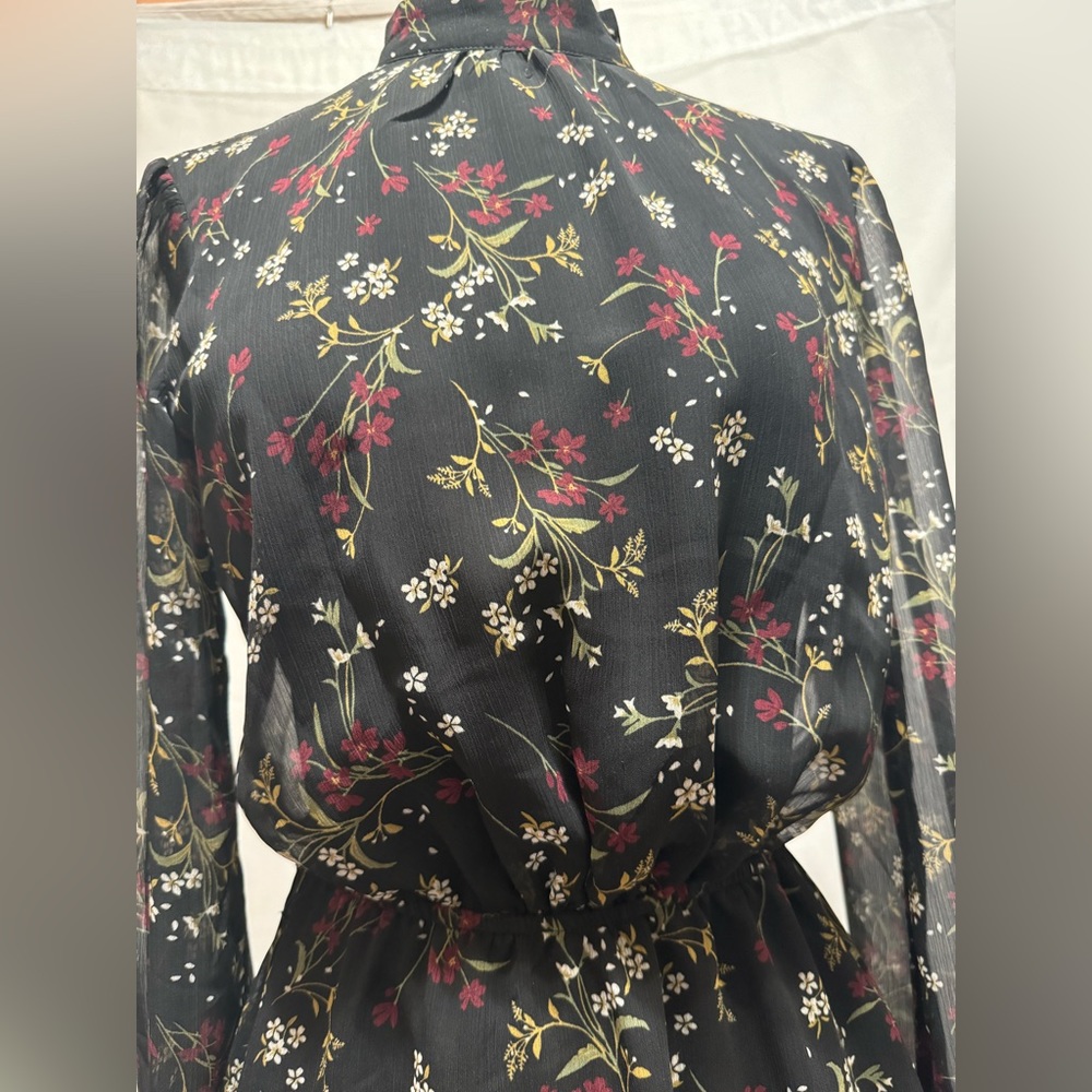 Dark floral bb Dakota dress